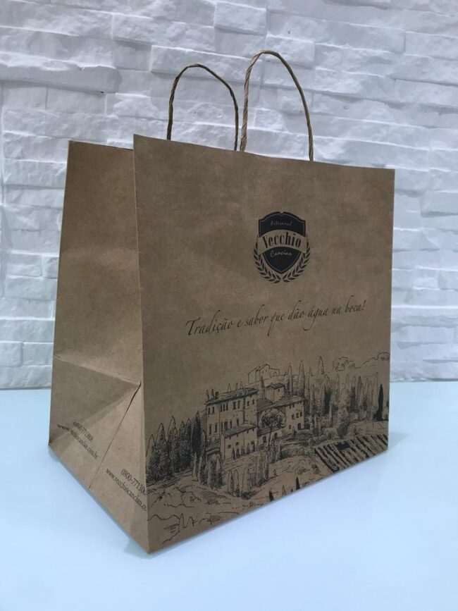 Sacola de papelão